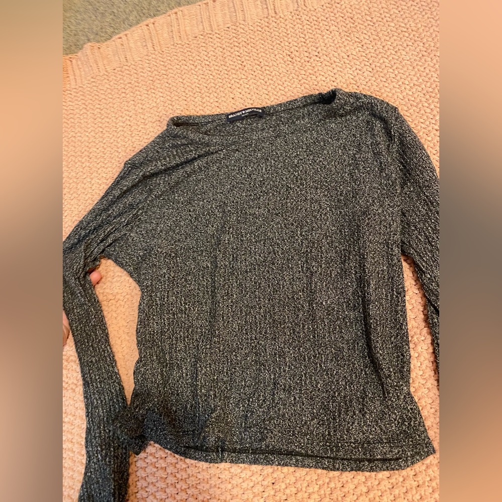 Brandy Melville, cropped long sleeve
